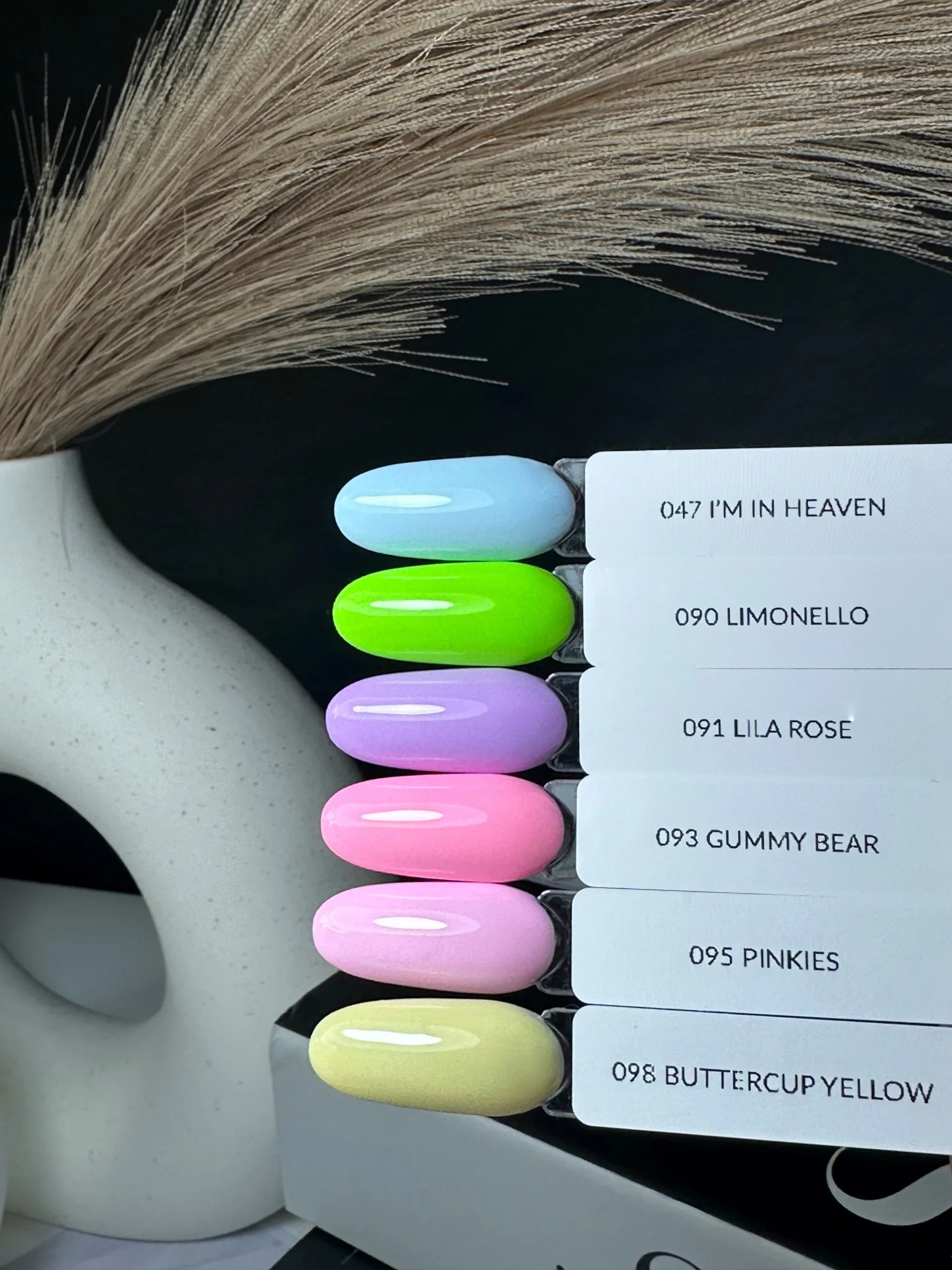 Moyci Gummy Bear Lakier hybrydowy 6 ml – 093