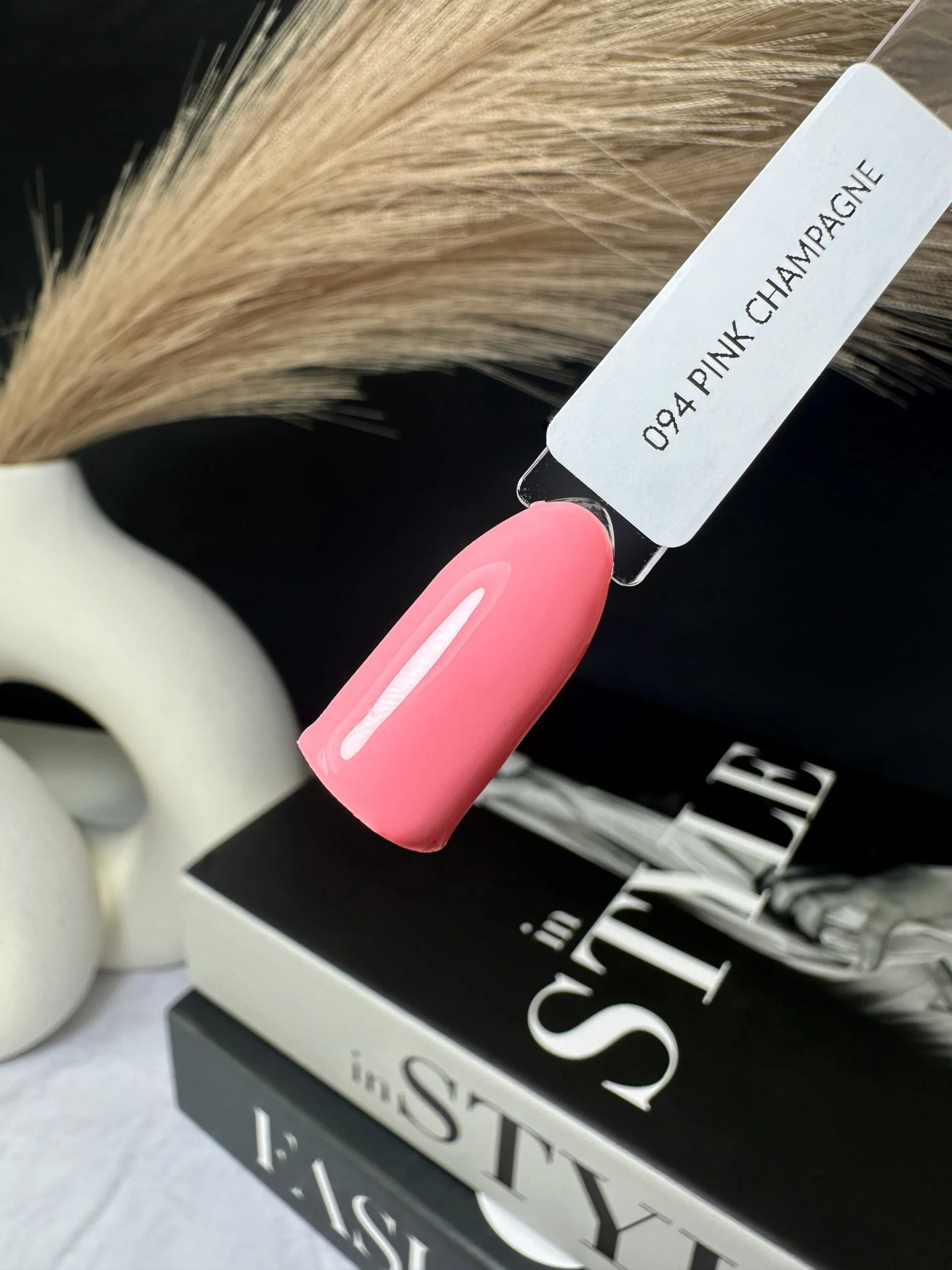 Moyci Pink Champagne Lakier hybrydowy 6 ml – 094