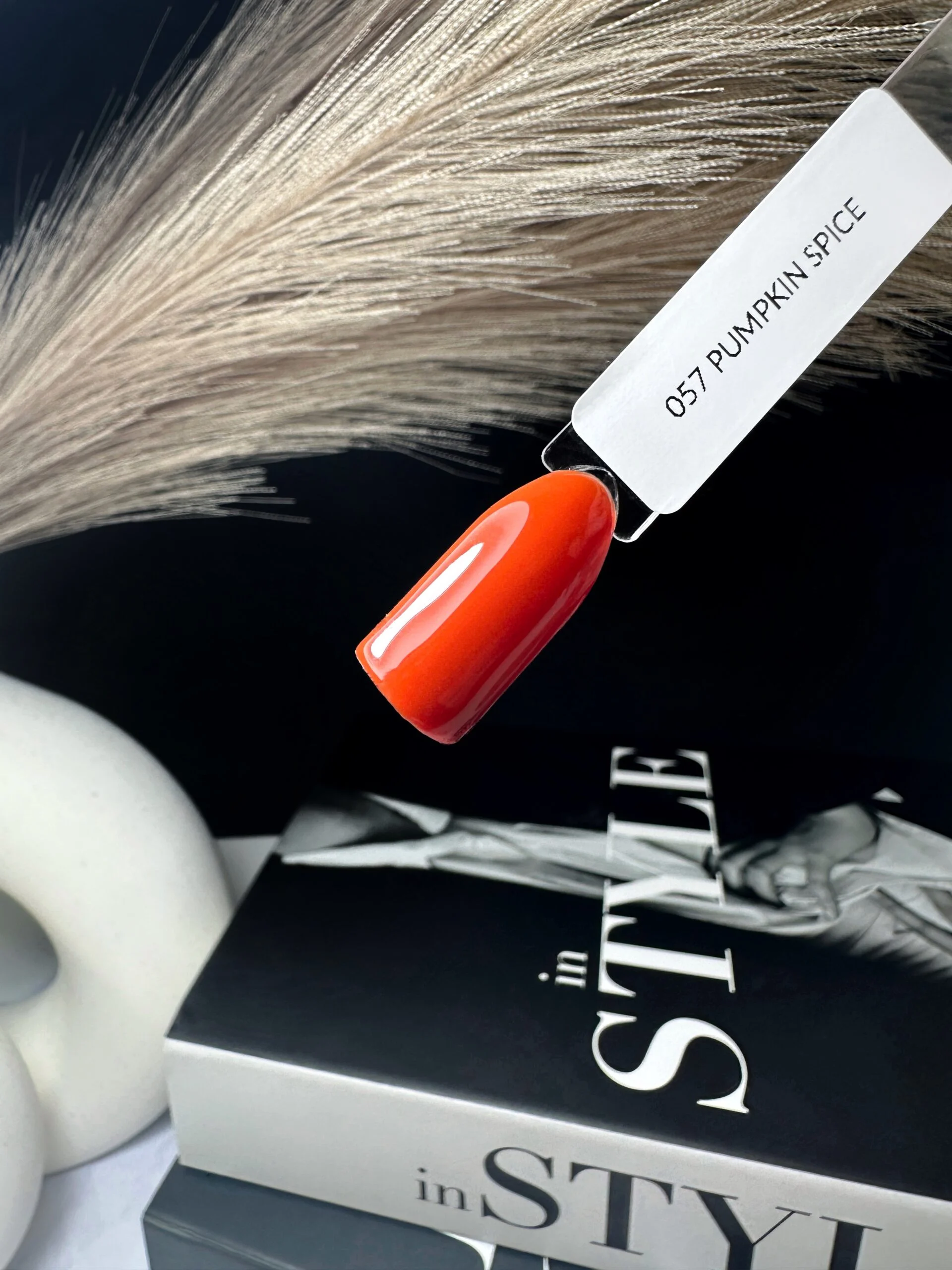 Moyci Pumpkin Spice Lakier hybrydowy 6 ml – 057