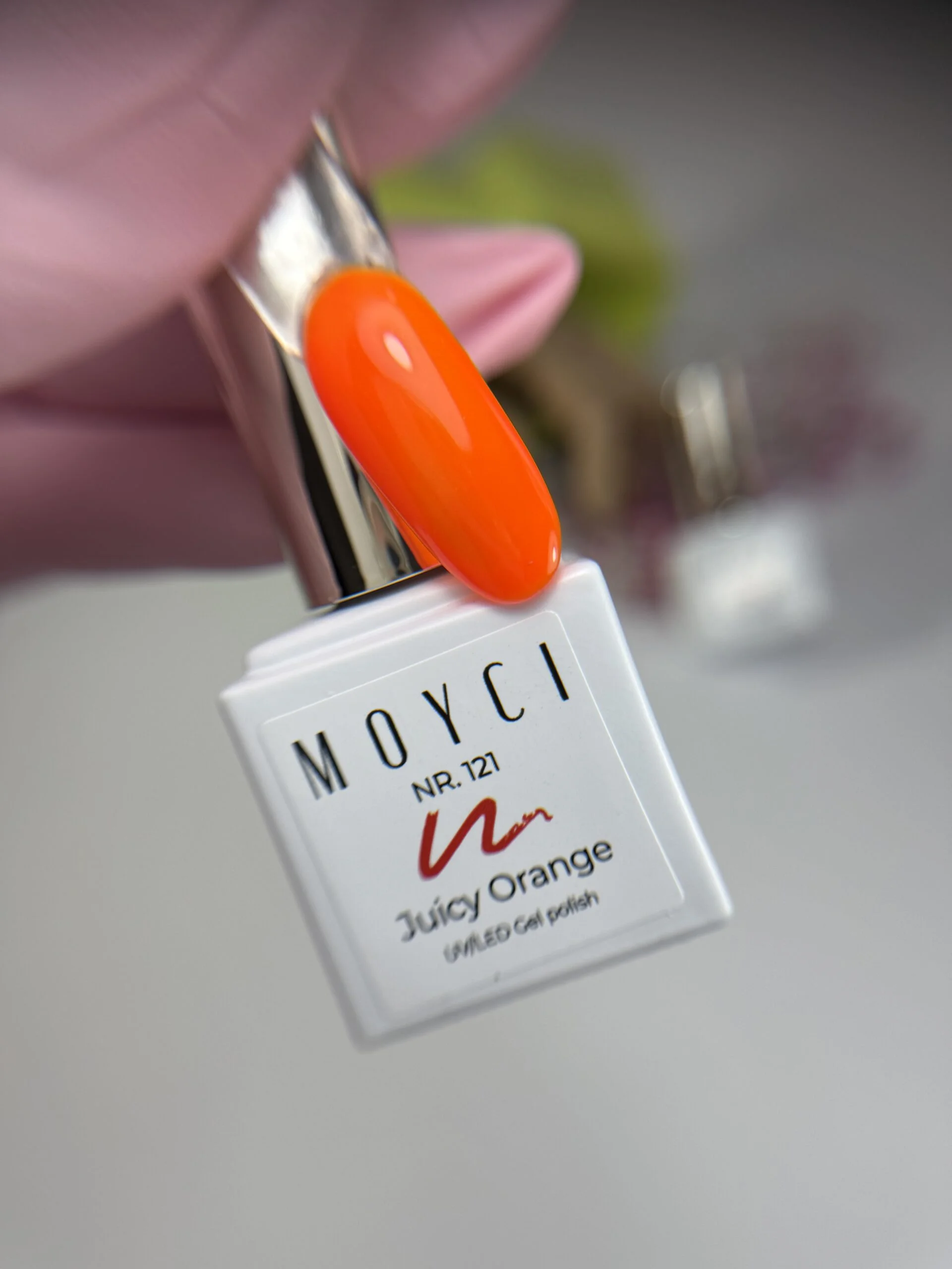 Moyci Juicy Orange Lakier hybrydowy 6 ml – 121
