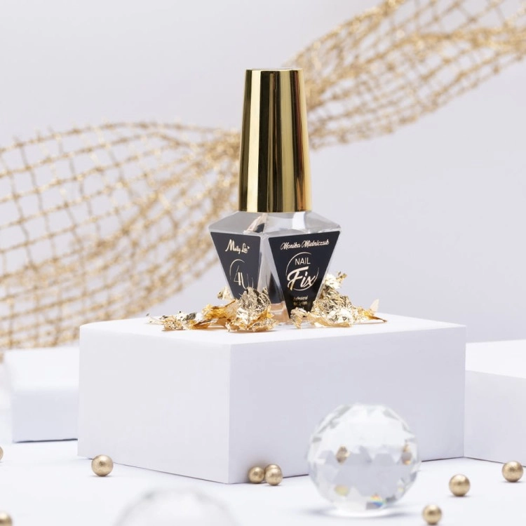 Preparat-niwelujacy-zapowietrzenia-paznokci-do-zelu,-akrylu,-akrylozelu,-hybrydy-Nail-Fix-by-Monika-Mielniczuk-MollyLac-10-ml-3