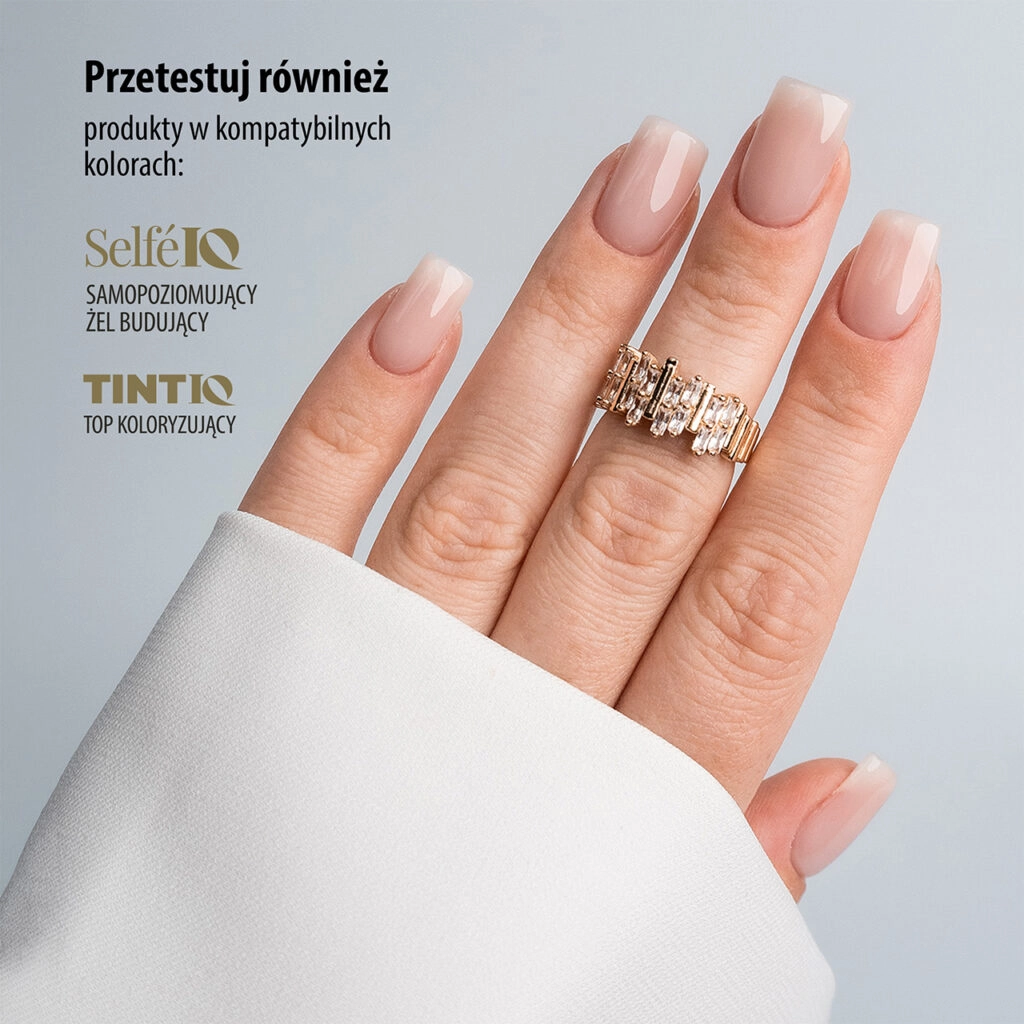 Clavier Iconic Nude BB02 Żel budujący do paznokci w butelce 8ml Clavier Iconic Nude BB02 Żel budujący do paznokci w butelce 8ml