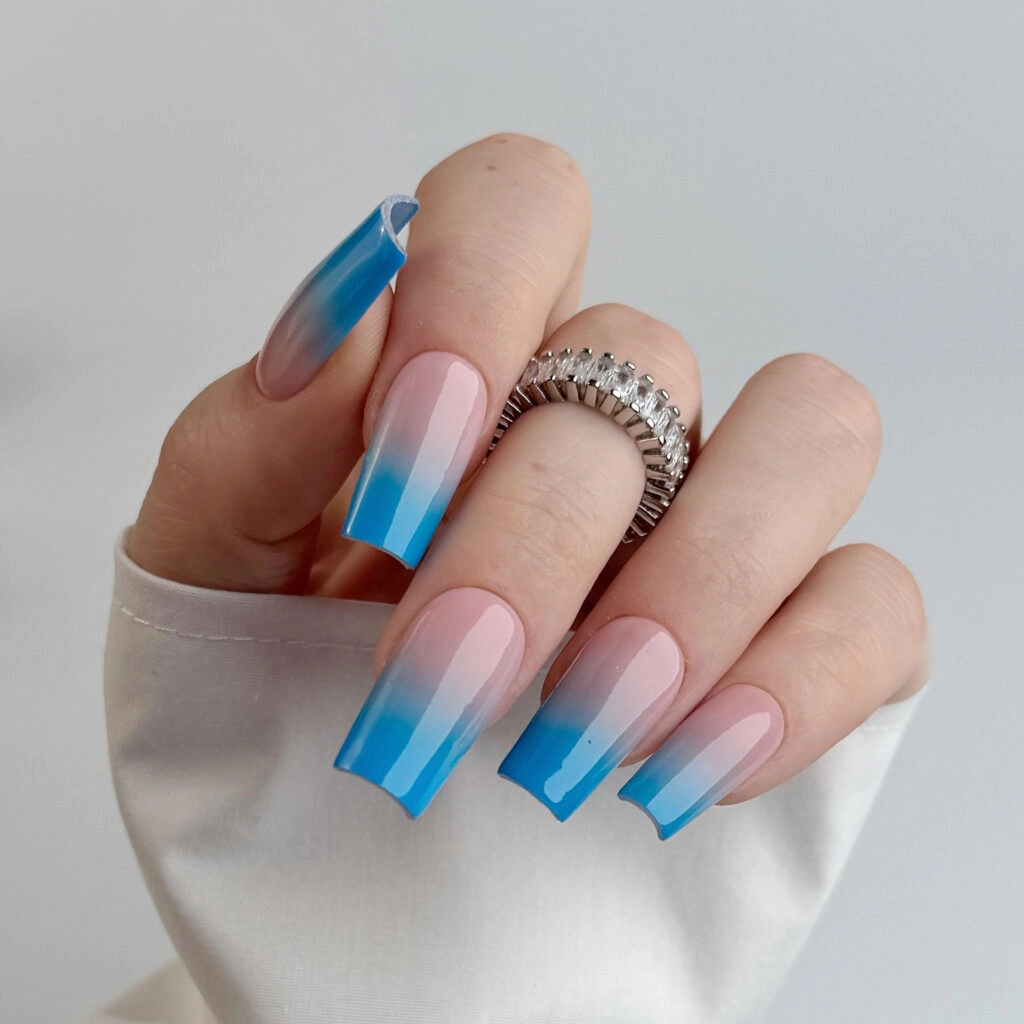 Clavier R10 „Blueberry”, 3g.