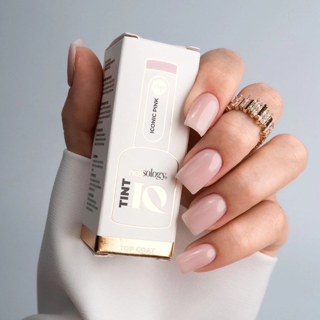 Clavier Iconic Pink TT01 TintIQ Top Coat do paznokci Nailsology 8ml Clavier Iconic Pink TT01 TintIQ Top Coat do paznokci Nailsology 8ml